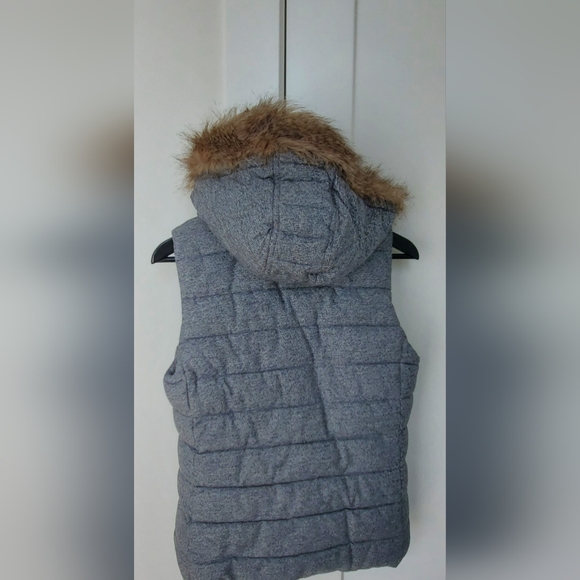 BANANA REPUBLIC-Quilted heather vest with detachable faux fur hood sz.S - Picture 4 of 11